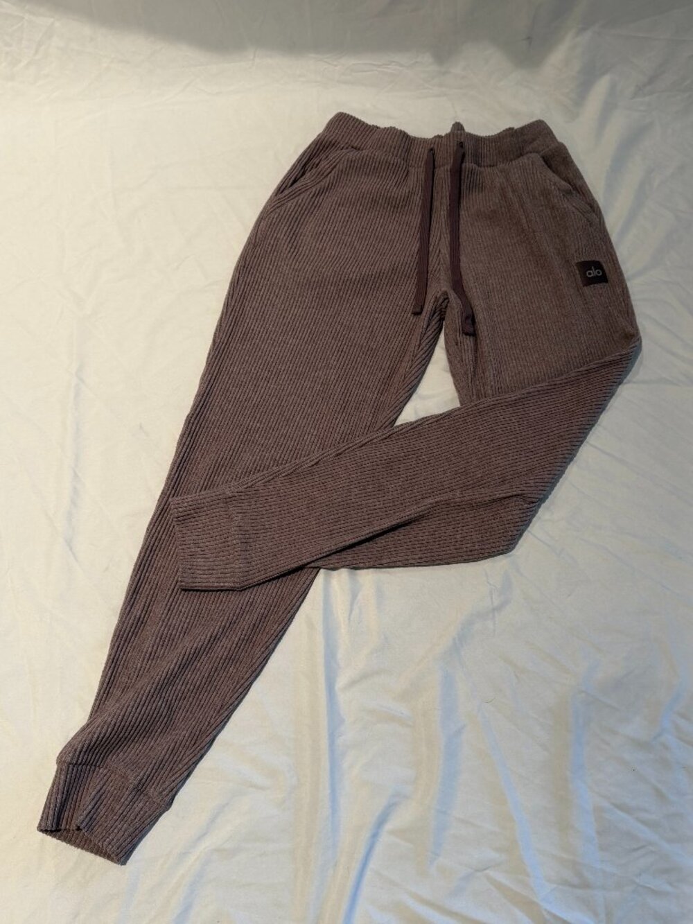 ALO Yoga Ribbed Jogger Pants Medium Mauve